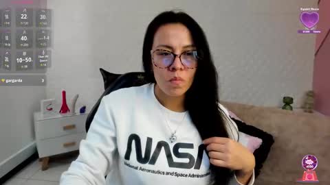 Eva  online show from 6, 3, 2026