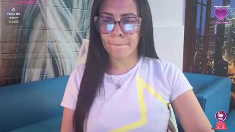 Eva  online show from 5, 8, 2026