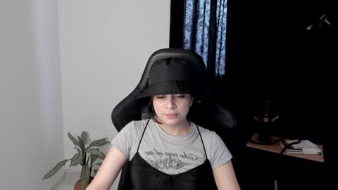 eva_monn online show from 29, 12, 2024