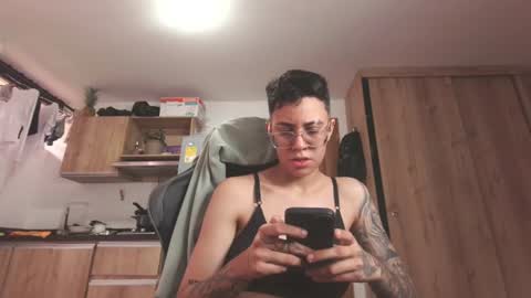 Snapshot of eva_monwalker chatting on 10, 6, 2026 Eva cute online show from 10, 6, 2026