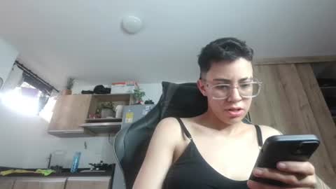 Snapshot of eva_monwalker chatting on 12, 6, 2026 Eva cute online show from 12, 6, 2026