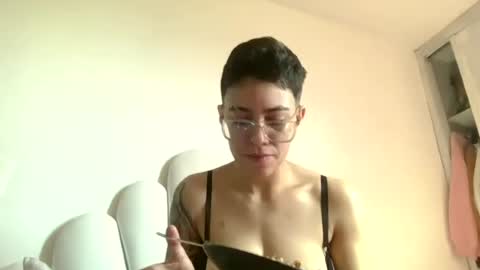 Snapshot of eva_monwalker chatting on 10, 7, 2026 Eva cute online show from 10, 7, 2026