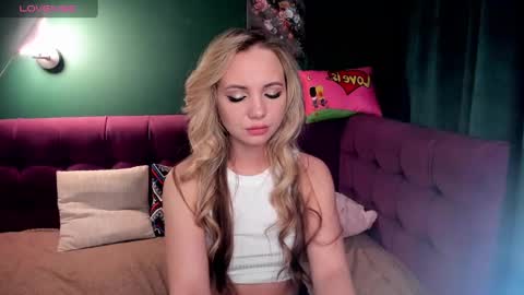 Eva 3 online show from 6, 2, 2025