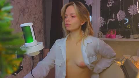 Hi there i am Eva and i wish create a nice community with you so join my Ticket Show for more pleasure online show from 22, 12, 2025