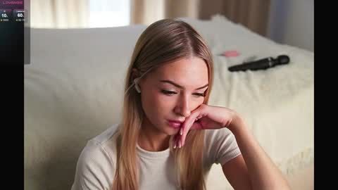 Hello Im Eva online show from 22, 1, 2025