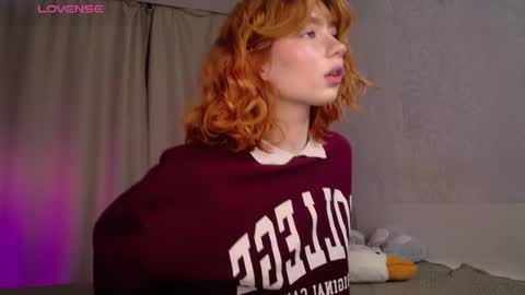Snapshot of evaa_moonn_ chatting on 14, 11, 2025 Eva online show from 14, 11, 2025