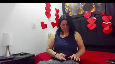 Snapshot of evaaross chatting on 17, 2, 2025 Eva online show from 17, 2, 2025