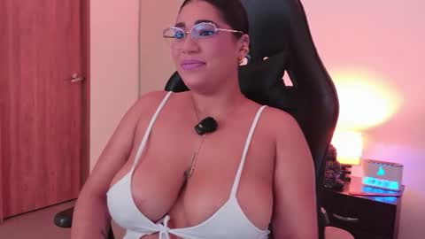 Jenny Carters online show from 23, 7, 2026