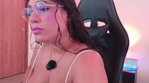 Jenny Carters online show from 25, 7, 2026