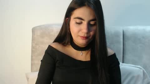 evacollins12 online show from 29, 9, 2025