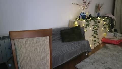 Snapshot of evadior chatting on 16, 9, 2025 Eva online show from 16, 9, 2025