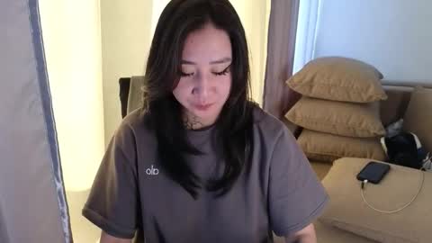 Snapshot of evadior chatting on 15, 10, 2025 Eva online show from 15, 10, 2025