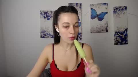 Snapshot of evaeldis chatting on 6, 6, 2026 Eva online show from 6, 6, 2026