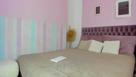 Eva online show from 6, 10, 2025