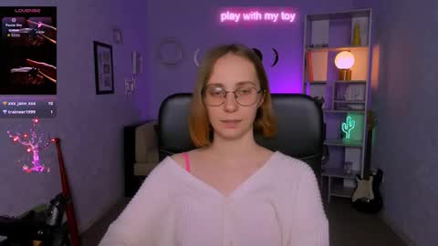 evalora online show from 7, 11, 2025