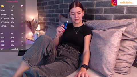 Snapshot of evamerlo chatting on 21, 10, 2025 Kristina online show from 21, 10, 2025