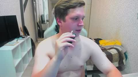 evan_boomer online show from 10, 7, 2026