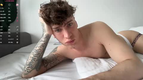 evan_white_ online show from 7, 5, 2026