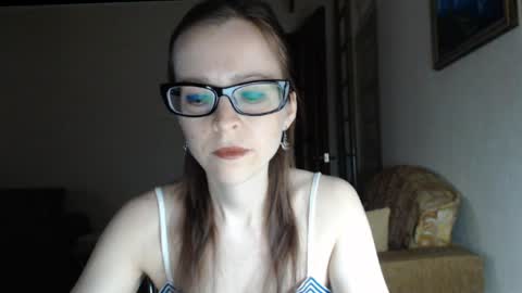 YourMistress online show from 1, 4, 2026