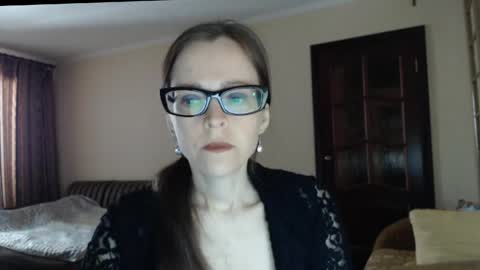 YourMistress online show from 15, 4, 2026