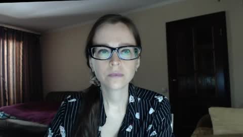YourMistress online show from 6, 5, 2026