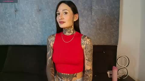 Snapshot of evangeline_hell chatting on 5, 5, 2026 evangeline_hell online show from 5, 5, 2026