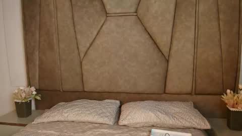 Snapshot of evangeline_hell chatting on 6, 5, 2026 evangeline_hell online show from 6, 5, 2026