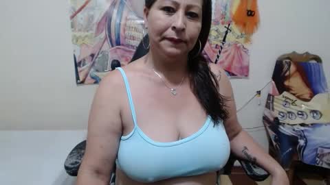 Snapshot of evangelinhotxxx33 chatting on 12, 2, 2025 Eva online show from 12, 2, 2025