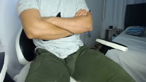 Snapshot of evans_king chatting on 4, 1, 2025 Evan online show from 4, 1, 2025