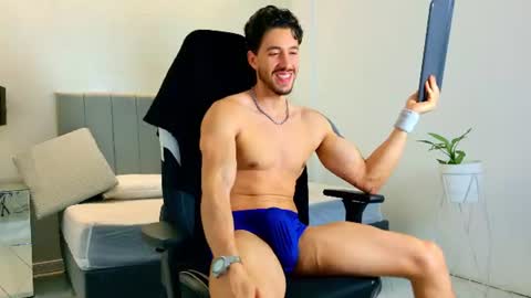 E V A N S online show from 28, 7, 2026