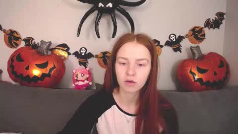 Adelina online show from 25, 10, 2025