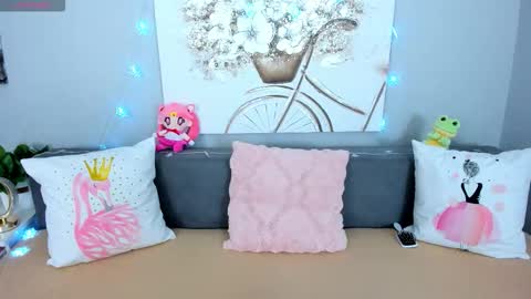 Adelina online show from 17, 12, 2025