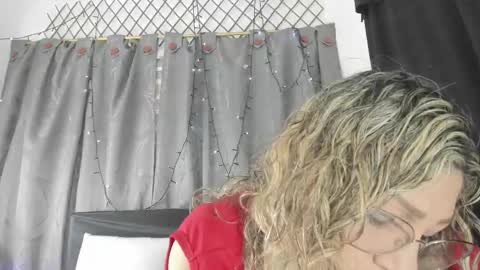 evasaenz online show from 18, 11, 2025