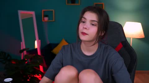 Eva  next stream -  - 1600 UTC2000  online show from 24, 1, 2025