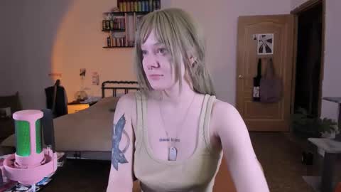 Snapshot of evathority chatting on 7, 3, 2026 online show from 7, 3, 2026