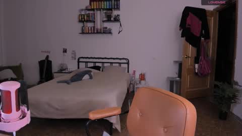 Snapshot of evathority chatting on 15, 3, 2026 online show from 15, 3, 2026