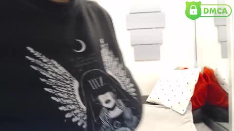 Eva Twiss online show from 26, 10, 2025