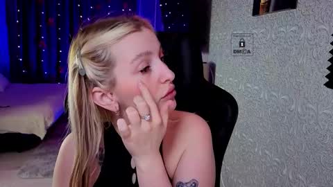 Snapshot of evavibe chatting on 9, 2, 2026 evavibe online show from 9, 2, 2026