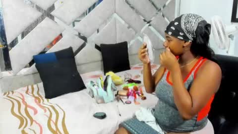 Eva And Emmanuel online show from 29, 4, 2026