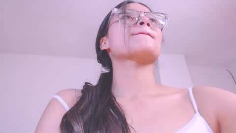 Eve Rox18 online show from 5, 12, 2025