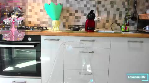 eveeevian online show from 11, 10, 2025