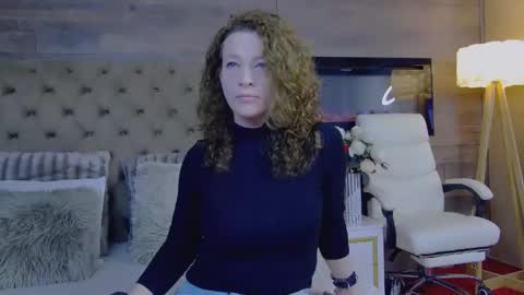 Snapshot of evehamilton chatting on 23, 1, 2025 EveHamilton online show from 23, 1, 2025