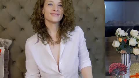 Snapshot of evehamilton chatting on 15, 2, 2025 EveHamilton online show from 15, 2, 2025