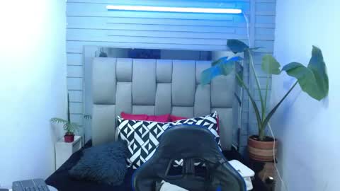 evelin zaens online show from 28, 4, 2026