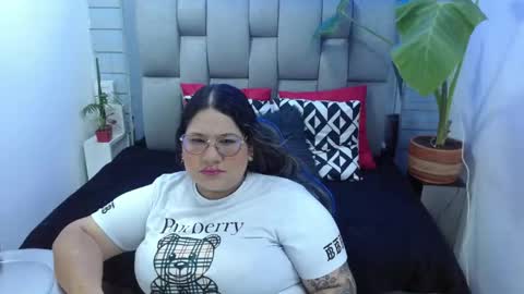 evelin zaens online show from 6, 5, 2026