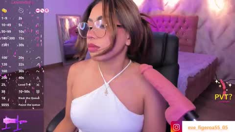 Eveline  online show from 12, 3, 2026