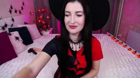 Evelin online show from 31, 10, 2025