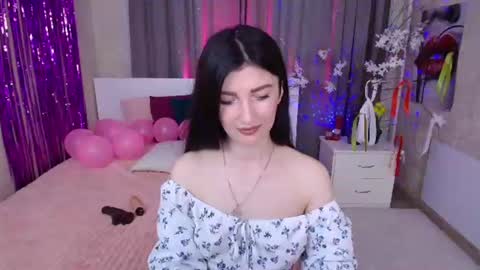 Evelin online show from 28, 6, 2026