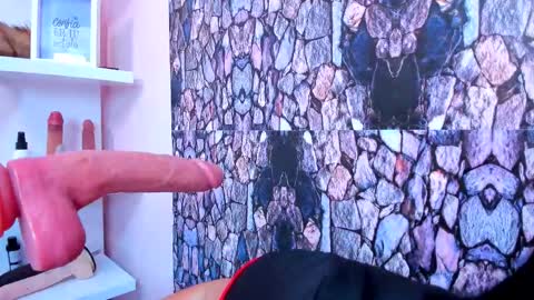 Evelinn belen online show from 13, 11, 2025