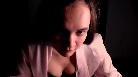 Evelyn online show from 4, 10, 2025